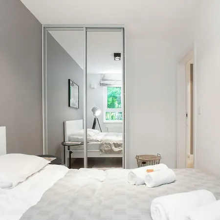Apartments Parks Of Warsaw By Noclegi Renters Zewnętrze zdjęcie